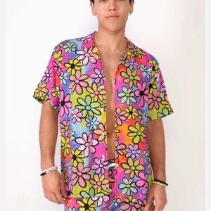 Bright neon Daisy Dreamland shirt